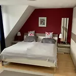 Atelierhaus „Unikate im Fluss“