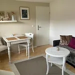 Atelierhaus „Unikate im Fluss“